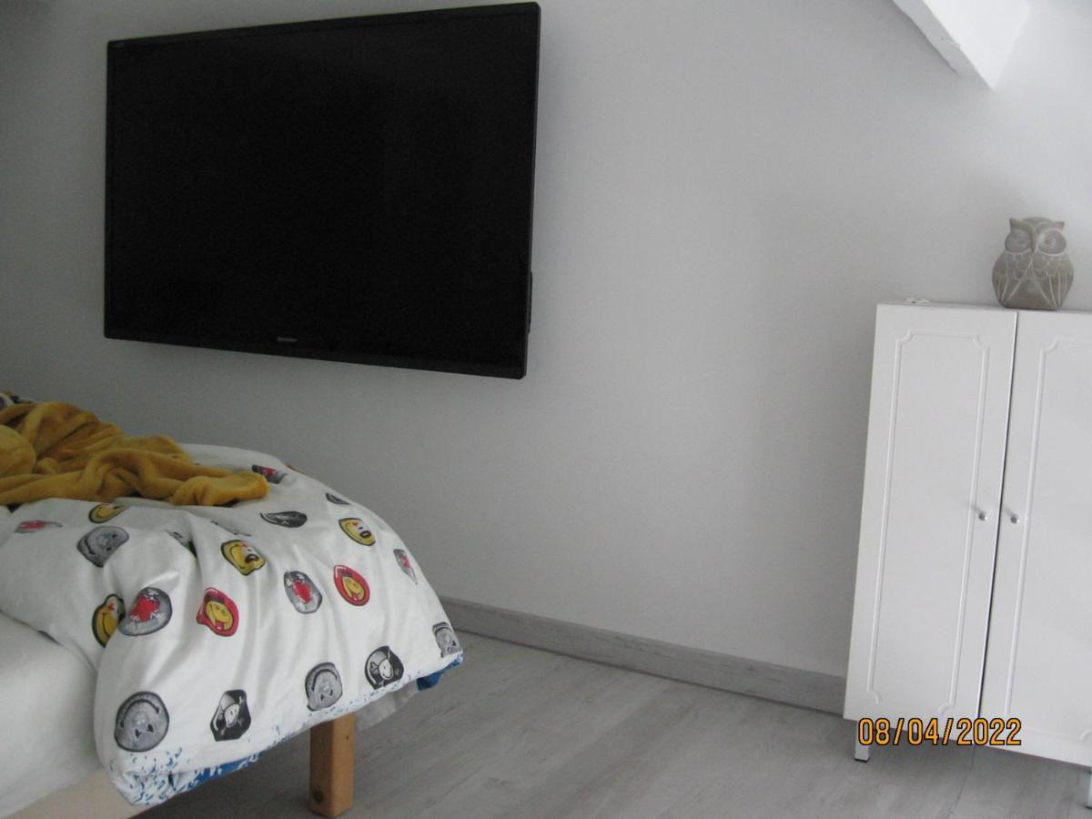 Appartement Avec Chambre En Mezzanine Rognac Exterior foto